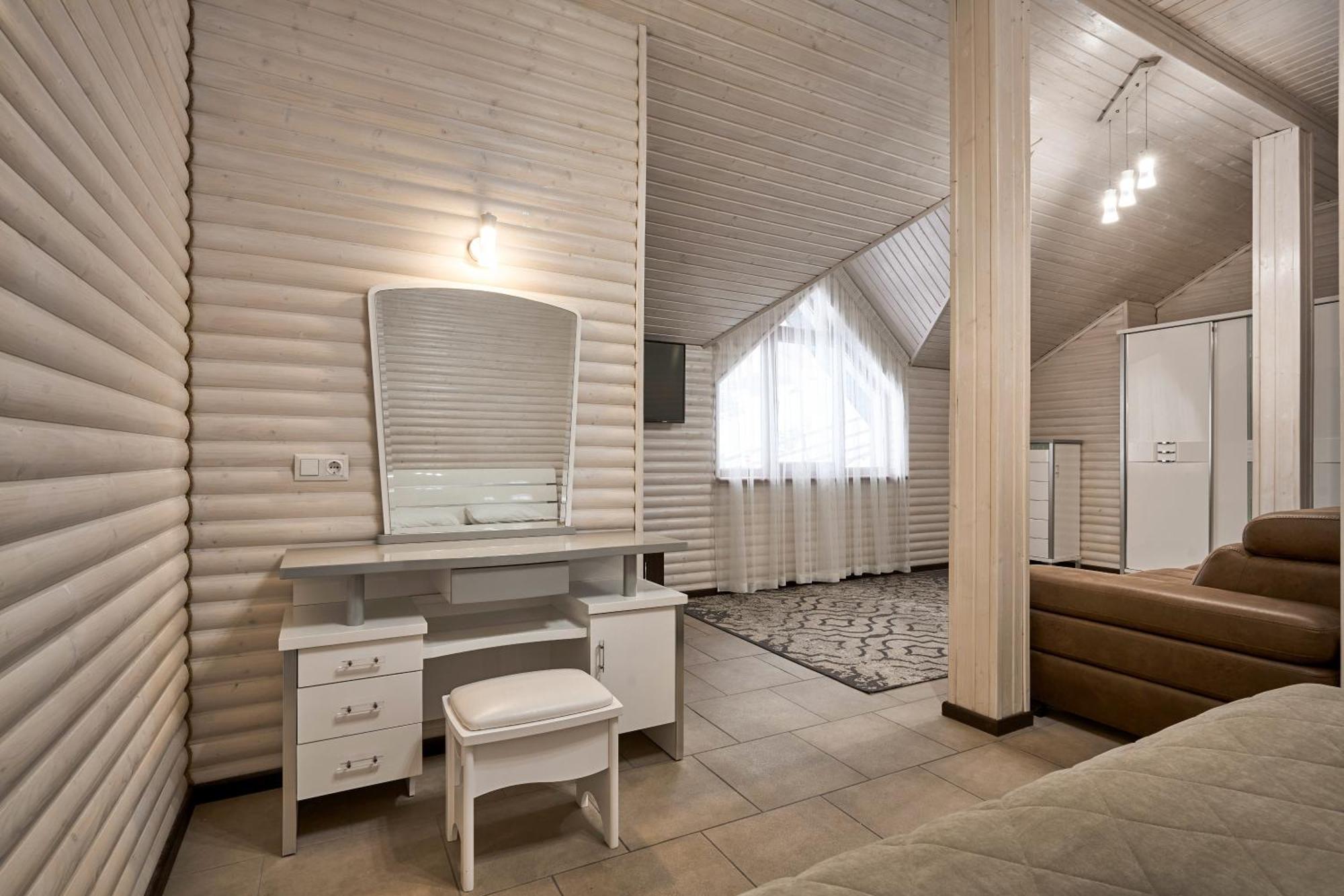 Hotel Zaporizʹka Sich Bukovel Esterno foto